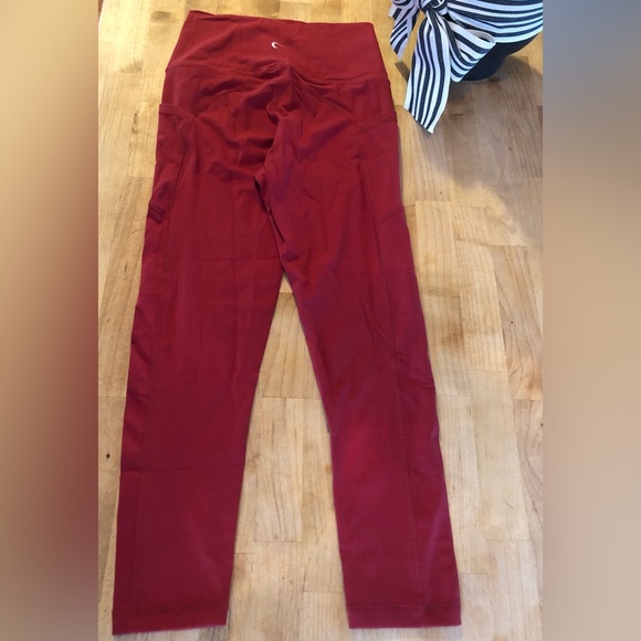 ZYIA capri leggings. Worn once! Size 2 - Picture 2 of 4